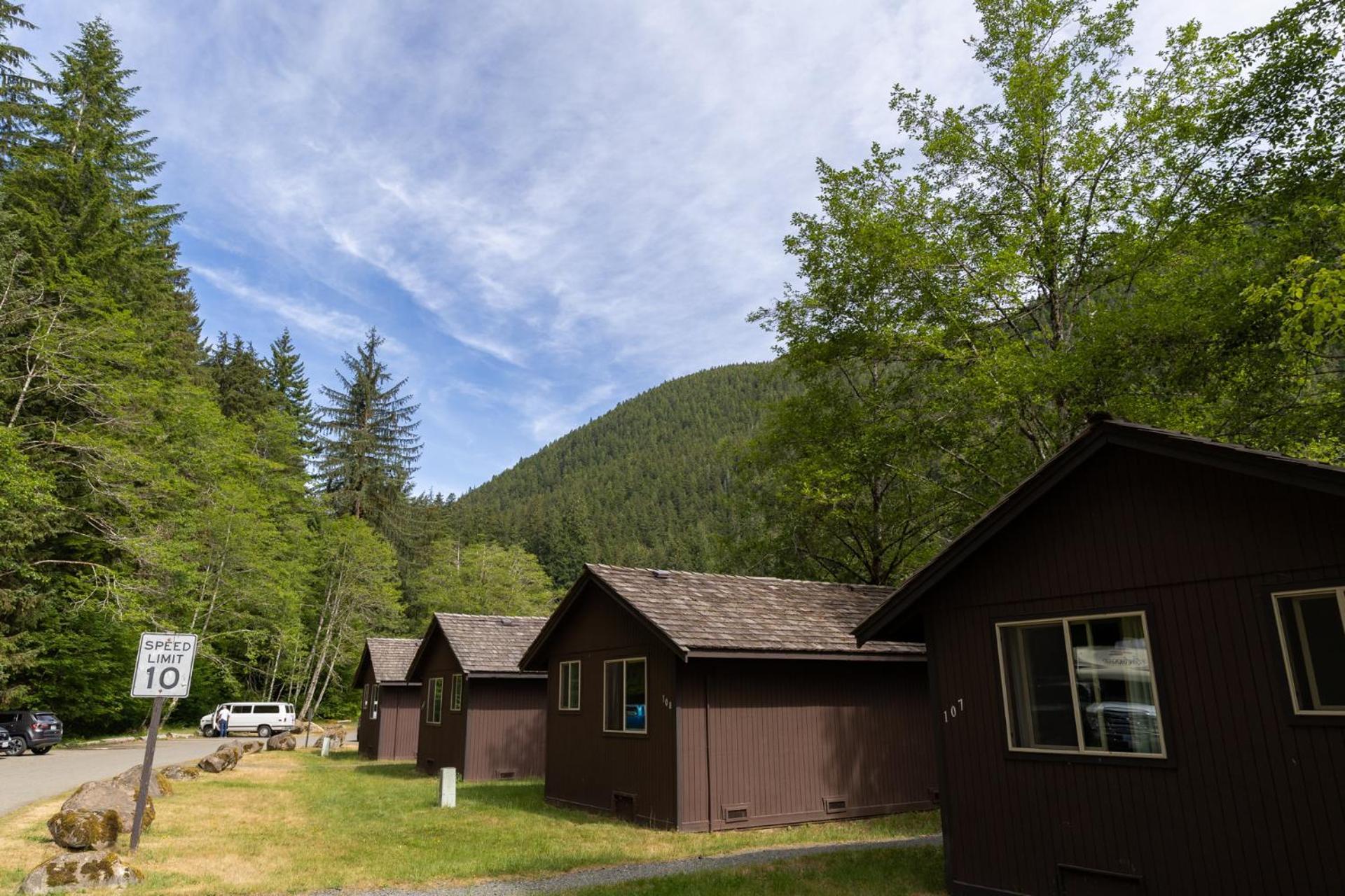 Ovington Sol Duc Hot Springs Resort מראה חיצוני תמונה